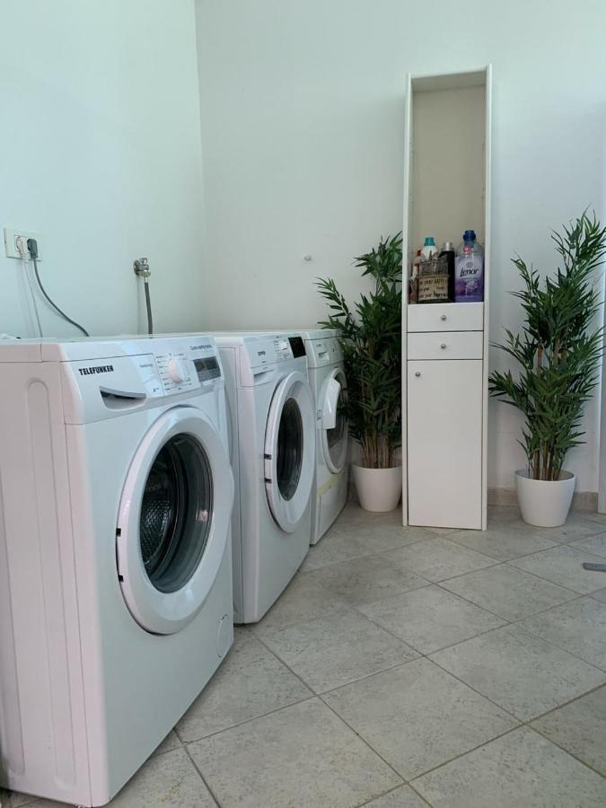 Grey Pearl With Free Ev Ch-Station Apartamento Valbandon Exterior foto