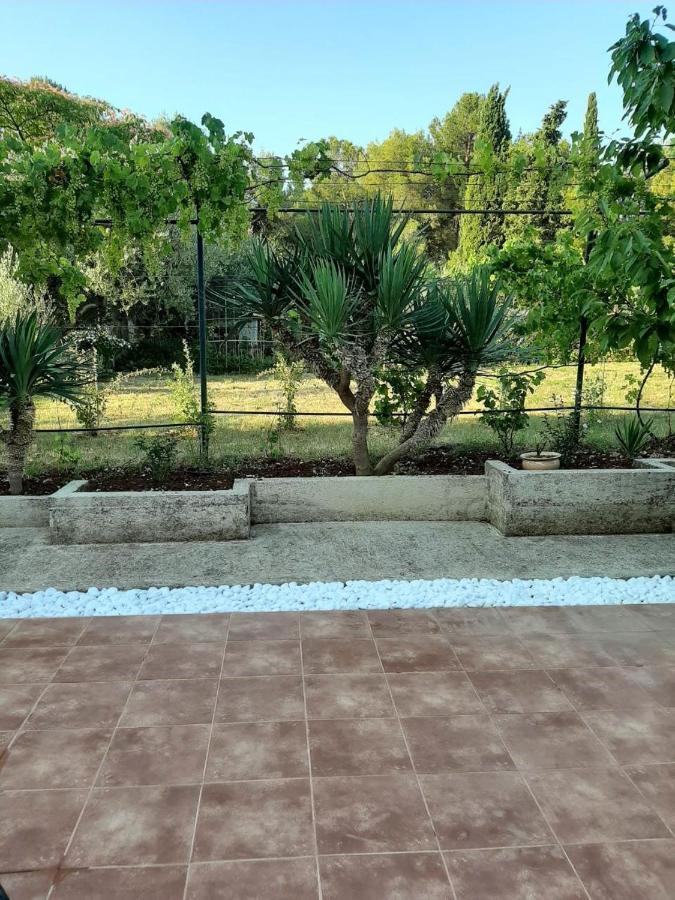 Grey Pearl With Free Ev Ch-Station Apartamento Valbandon Exterior foto